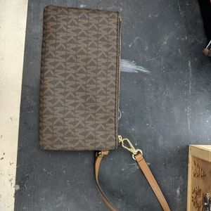 Michael kors wallet.